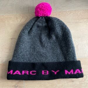 MARC BY MARC JACOBS Charcoal Gray and Pink Toque with Pink Pompom